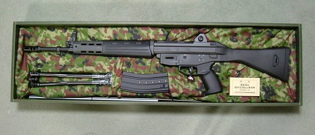 東京マルイ電動ガン　89式5.56m m 小銃　イラク派遣モデル